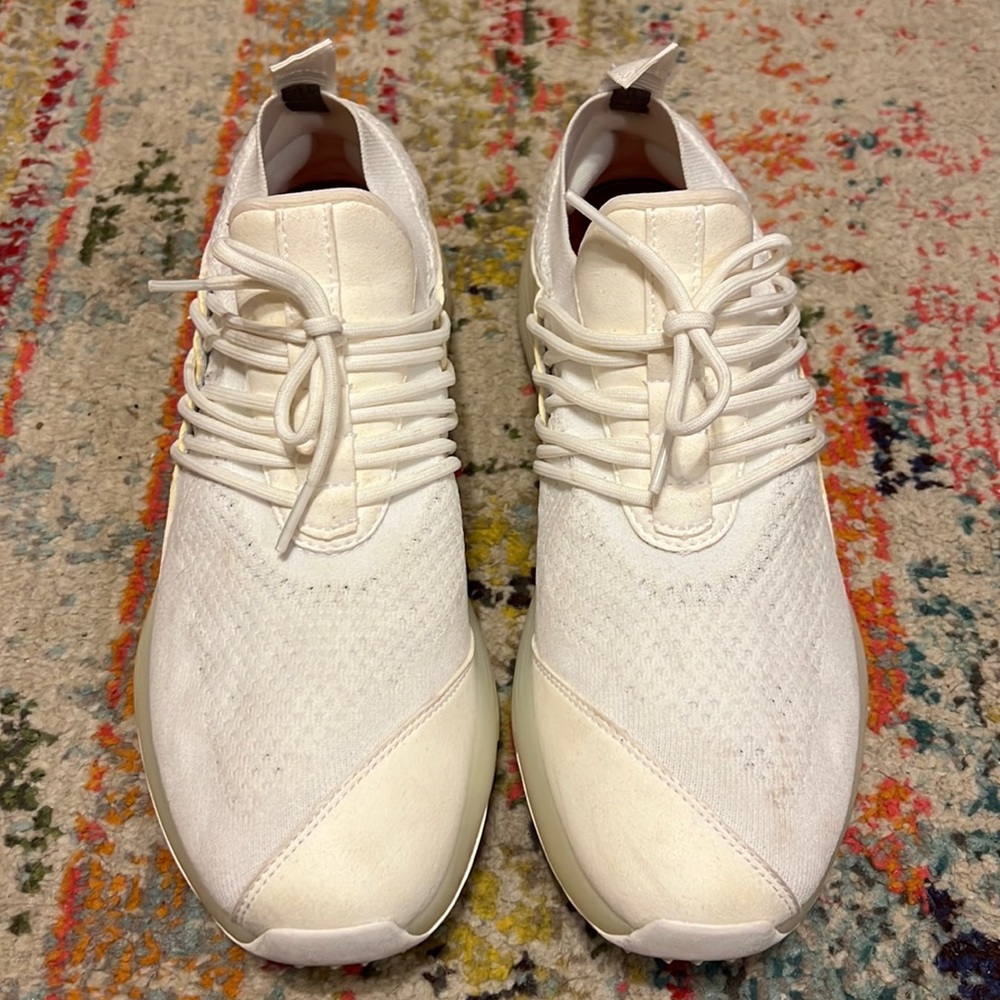 White Lane Eight Size 8 Shoes
